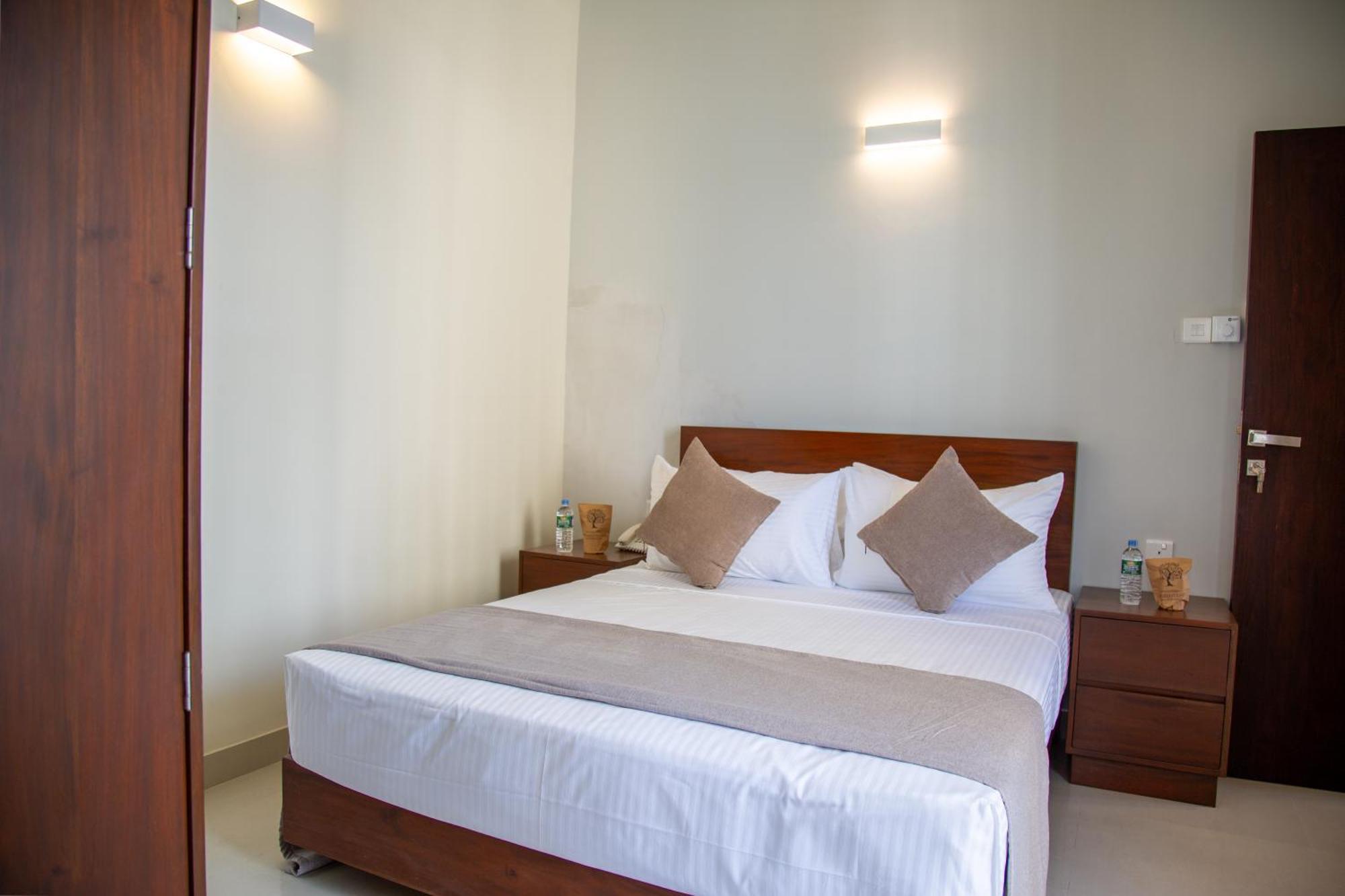 Marine Suites Colombo Exteriör bild