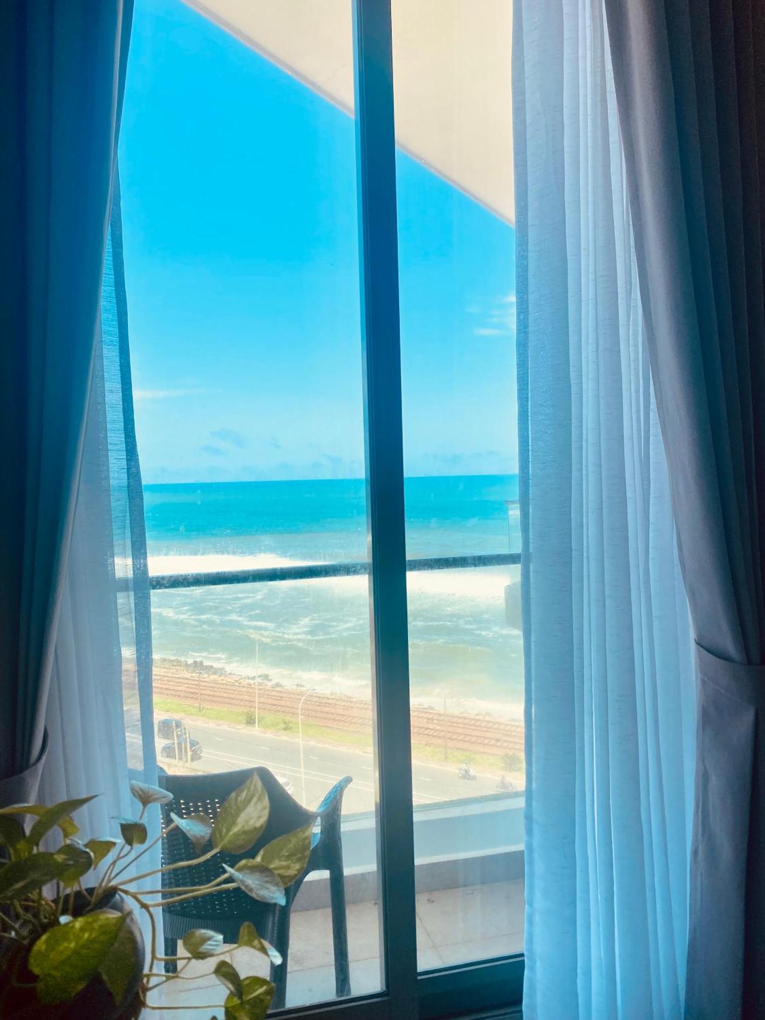 Marine Suites Colombo Exteriör bild