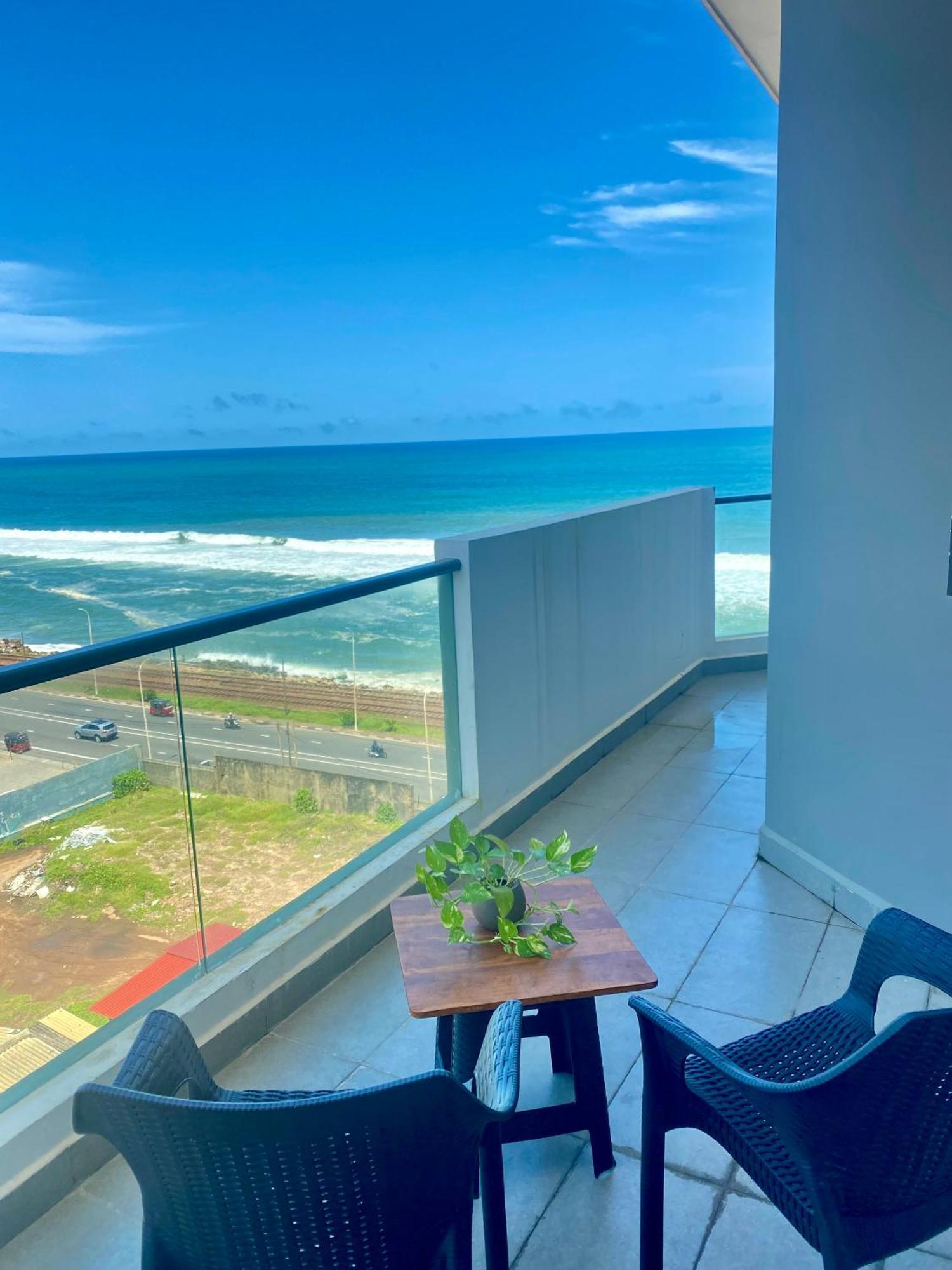 Marine Suites Colombo Exteriör bild