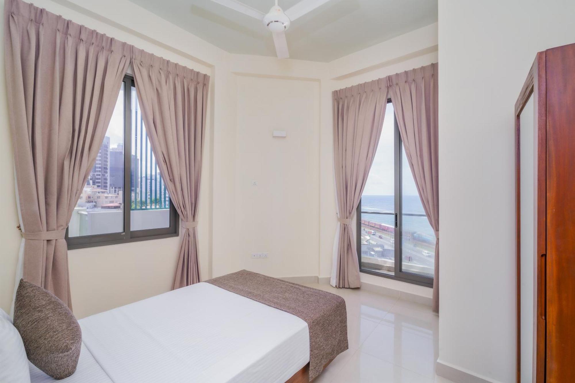 Marine Suites Colombo Exteriör bild