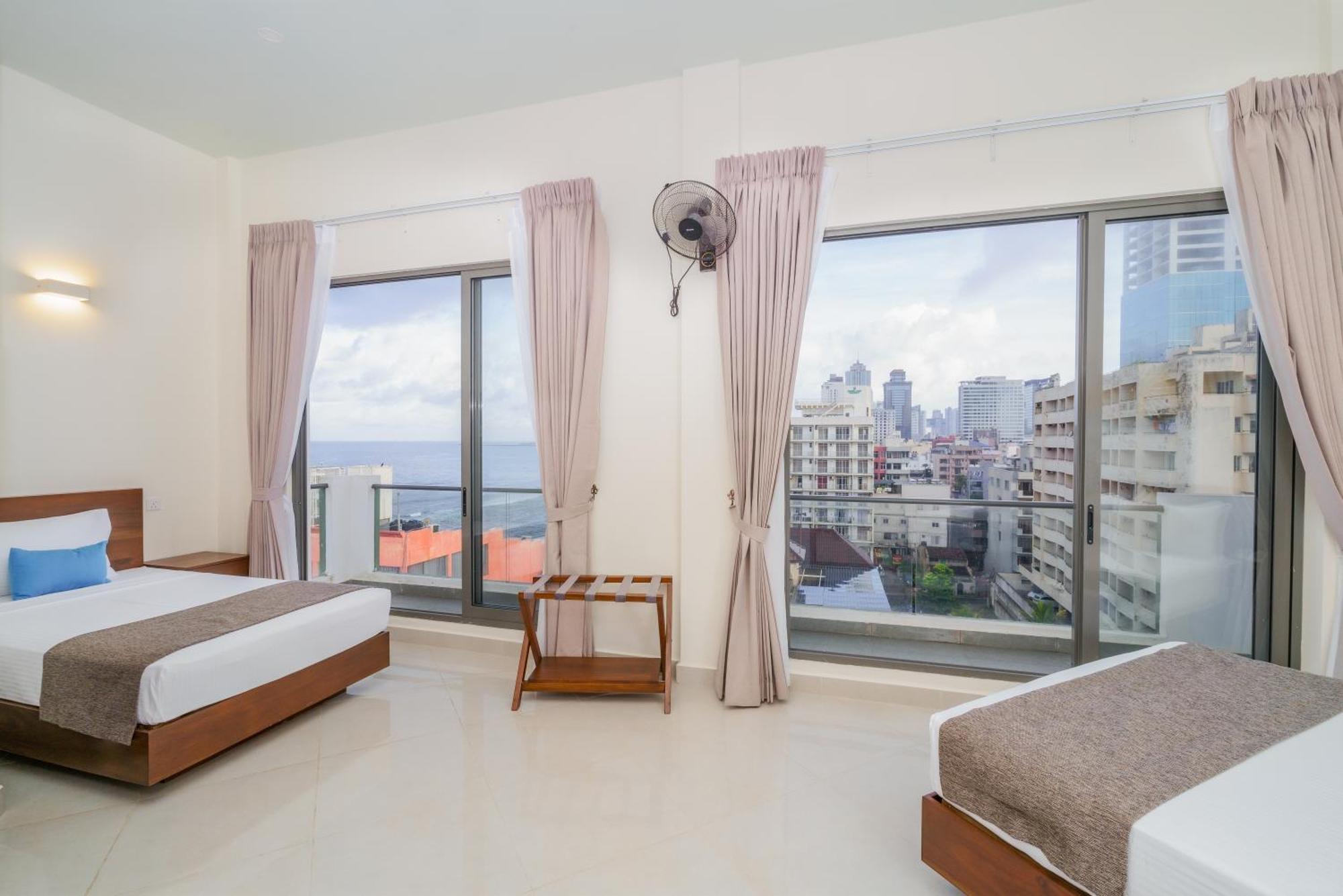 Marine Suites Colombo Exteriör bild
