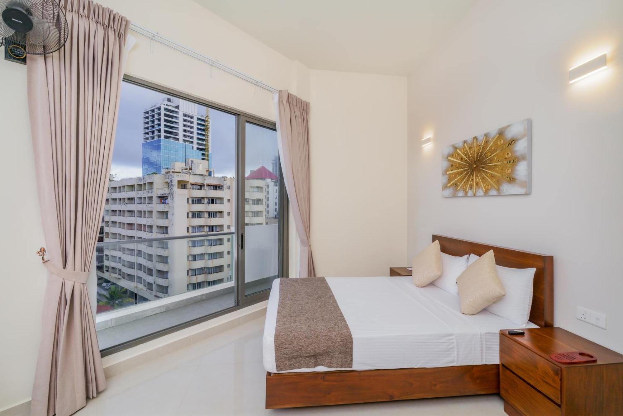 Marine Suites Colombo Exteriör bild