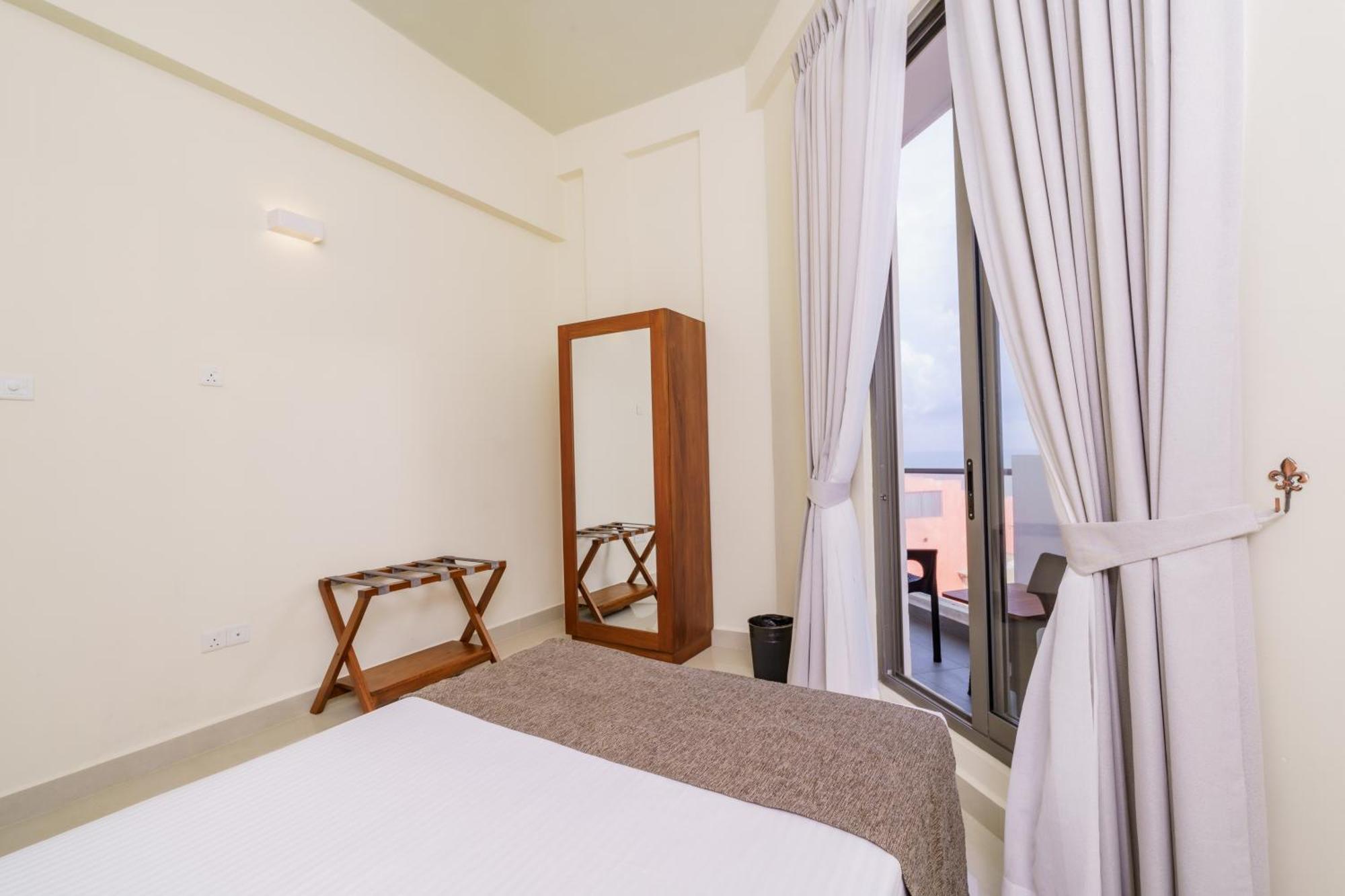 Marine Suites Colombo Exteriör bild